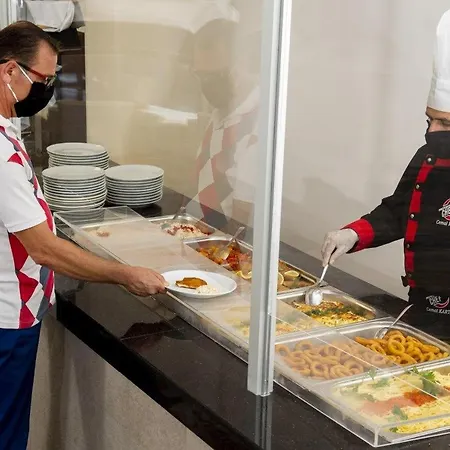 Ladin 酒店 Çeşme