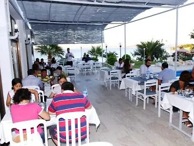 Ladin Hotel