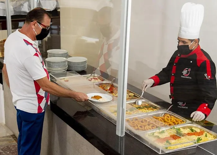 Ladin فندق Çeşme