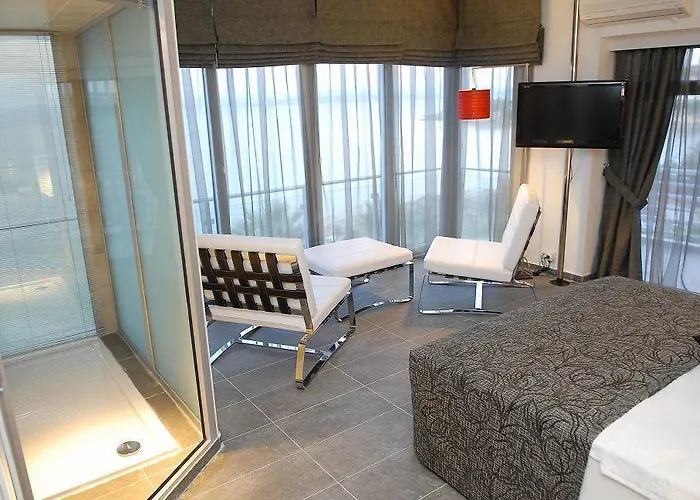 Ladin فندق Çeşme